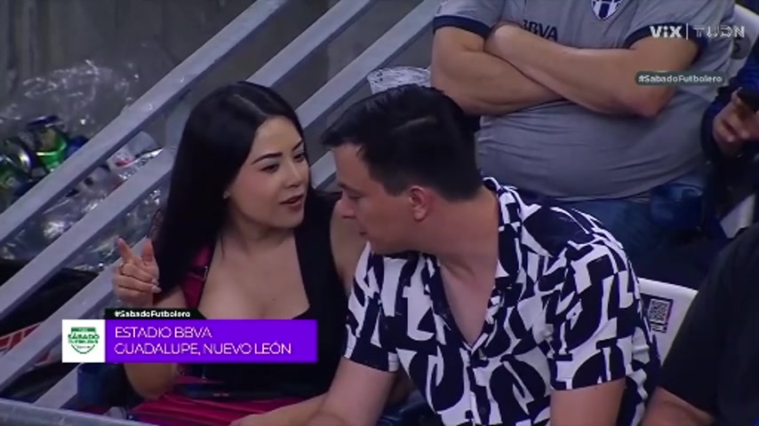 [球迷看点]什么水平?墨超场边女球迷